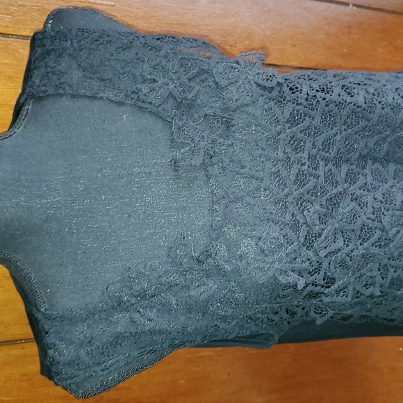 Gap Black Lace Top - Picture 4 of 10